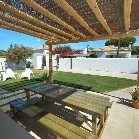Preciosa Independiente 100metros Playa 10personas, Free Parking, Fully Renovated Now Holiday home *