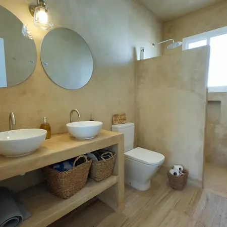 Preciosa Independiente 100metros Playa 10personas, Free Parking, Fully Renovated Now *