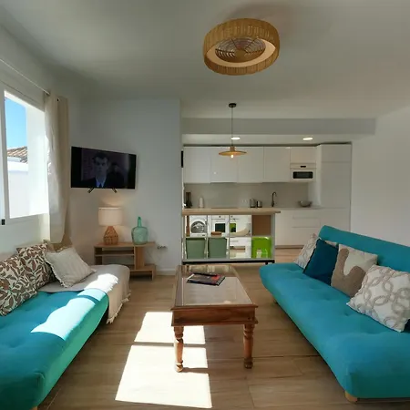 Preciosa Independiente 100metros Playa 10personas, Free Parking, Fully Renovated Now Los Canos De Meca