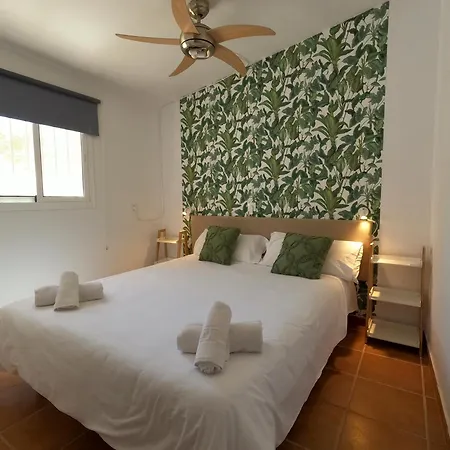 Preciosa Independiente 100metros Playa 10personas, Free Parking, Fully Renovated Now Holiday home Los Canos De Meca